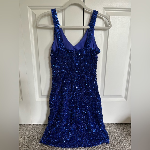 Blue sequins v-neck formal dress - size 0 - Picture 3 of 5